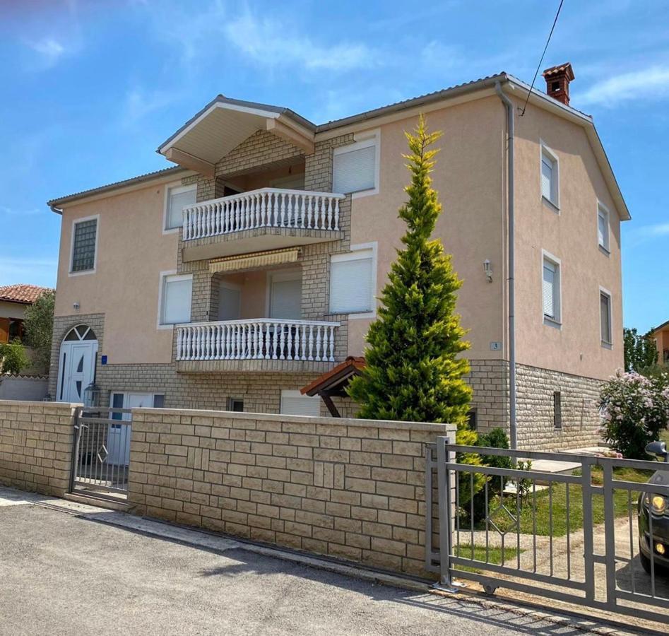 Apartments Ban Galižana Kültér fotó